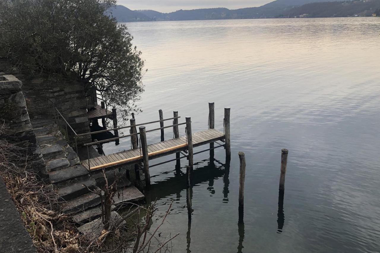 Appartamento Vacanze Al Lago Orta San Giulio Bagian luar foto