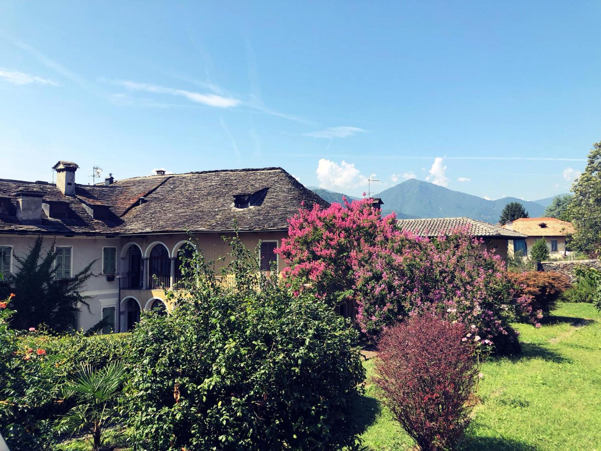 Appartamento Vacanze Al Lago Orta San Giulio Bagian luar foto