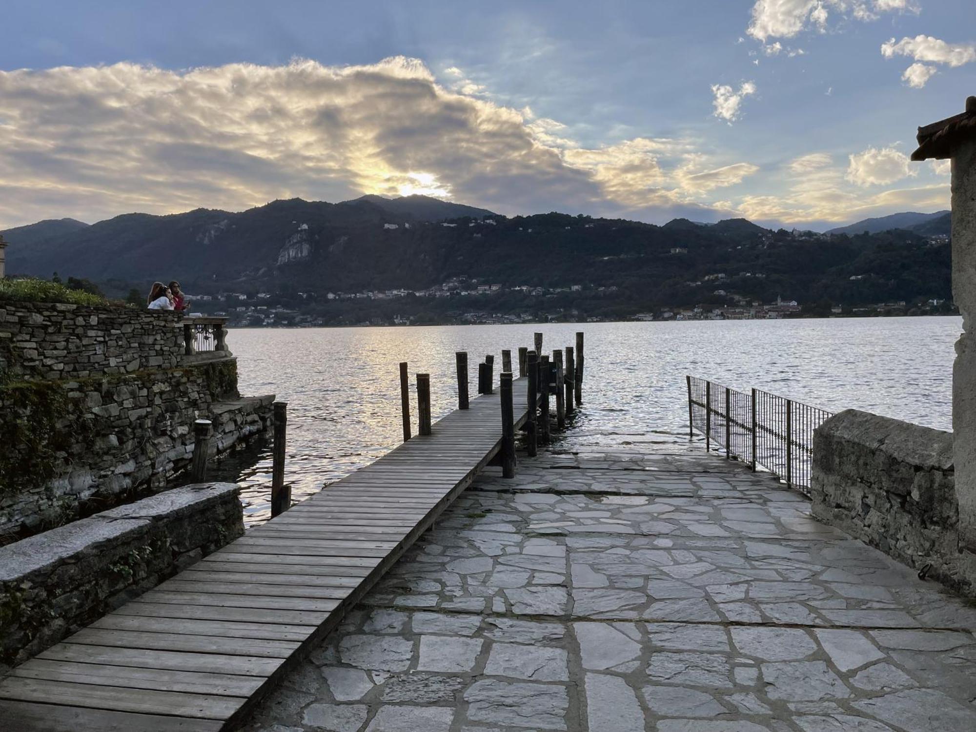Appartamento Vacanze Al Lago Orta San Giulio Bagian luar foto