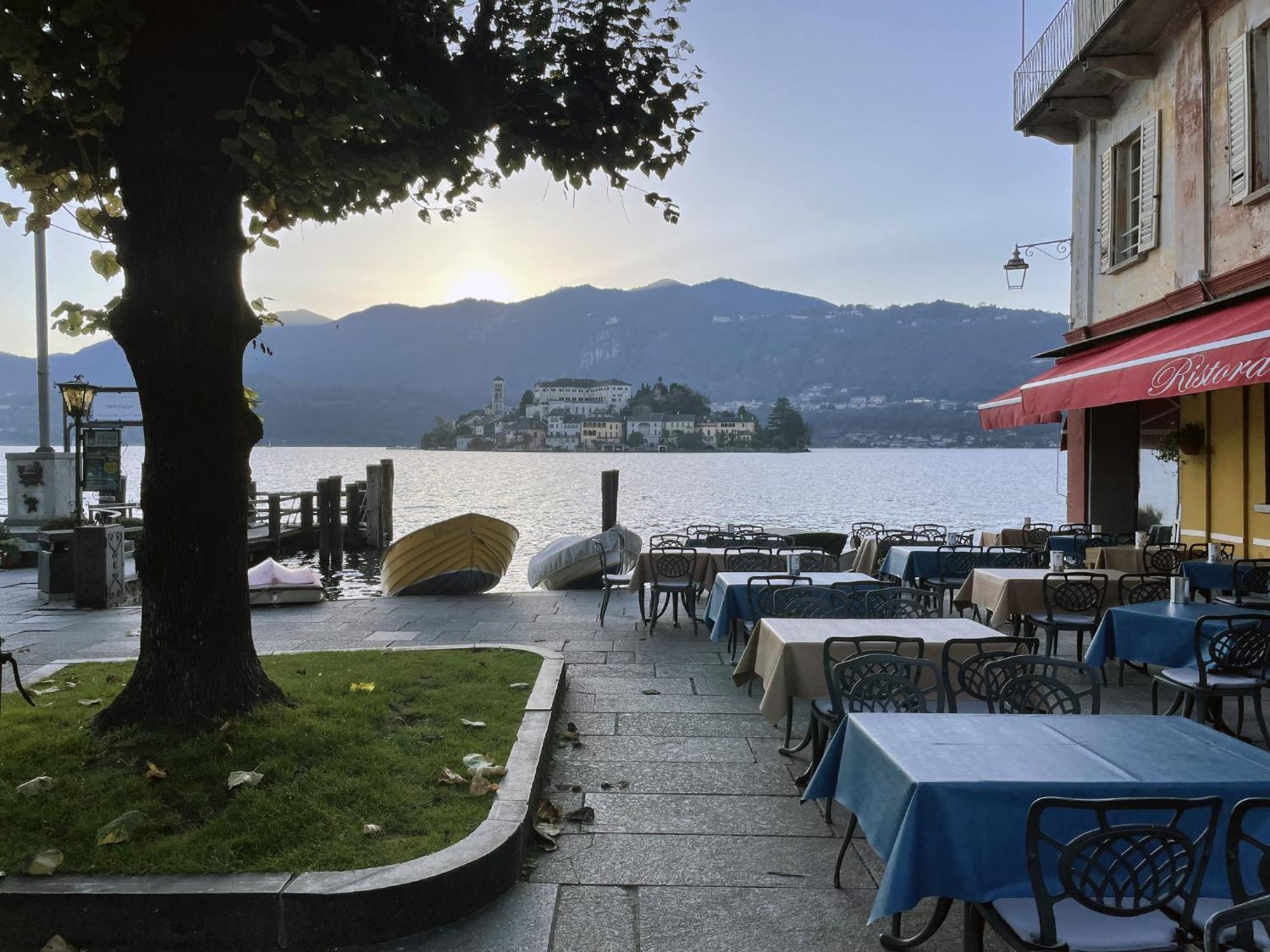 Appartamento Vacanze Al Lago Orta San Giulio Bagian luar foto