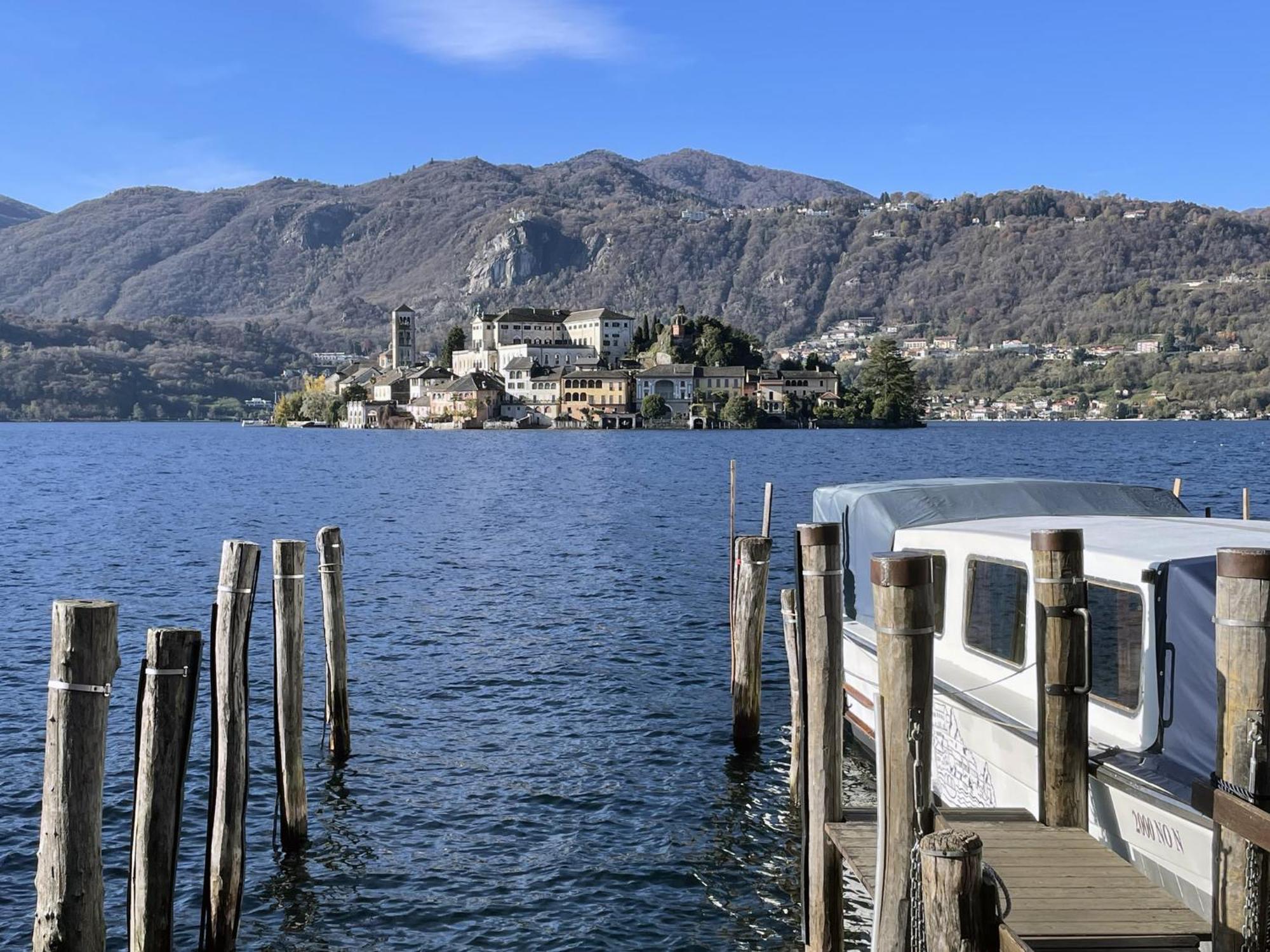 Appartamento Vacanze Al Lago Orta San Giulio Bagian luar foto